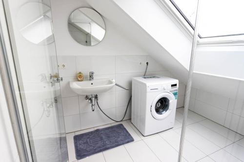 2 Zimmer Apartment mit Balkon