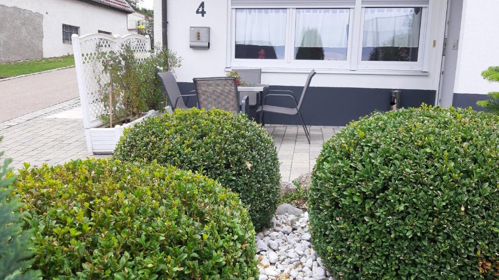 2 Zimmer Appartements in Heroldsatt 4 Kirchgasse, 72535 Heroldstatt