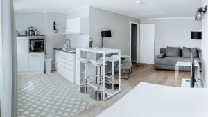 2-Zimmer City Apartment 57m² mit King Size Bett und Küche
