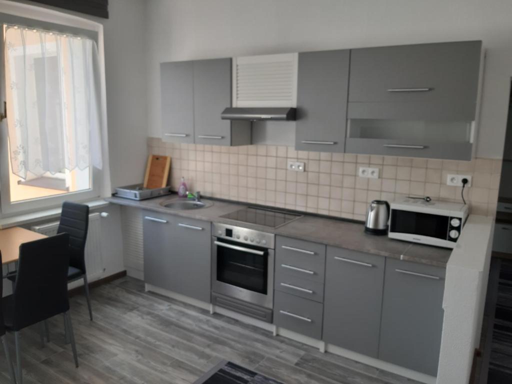 2 Zimmer Wohnung für 4 Personen Mittelstraße 20, 04639 Gößnitz