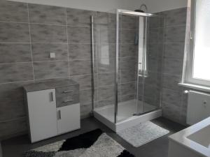 Appartement 2 Zimmer Wohnung für 4 Personen Mittelstraße 20 04639 Gößnitz Thuringe