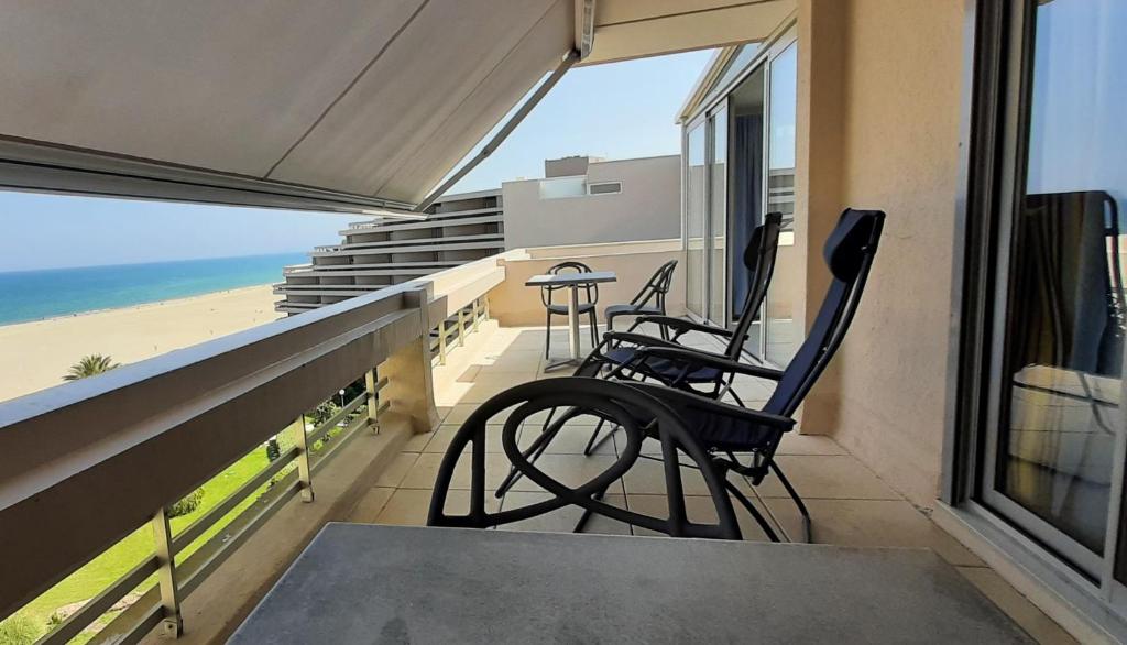 Appartement 20 m2 de terrasse face à la mer à Canet en Roussillon Résidence Copacabana 66140 Canet-en-Roussillon