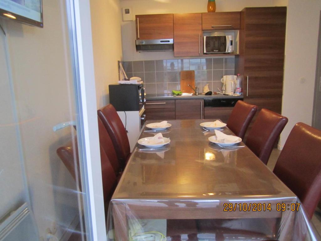 206 aix les bains 159 Avenue du Petit Port, 73100 Aix-les-Bains
