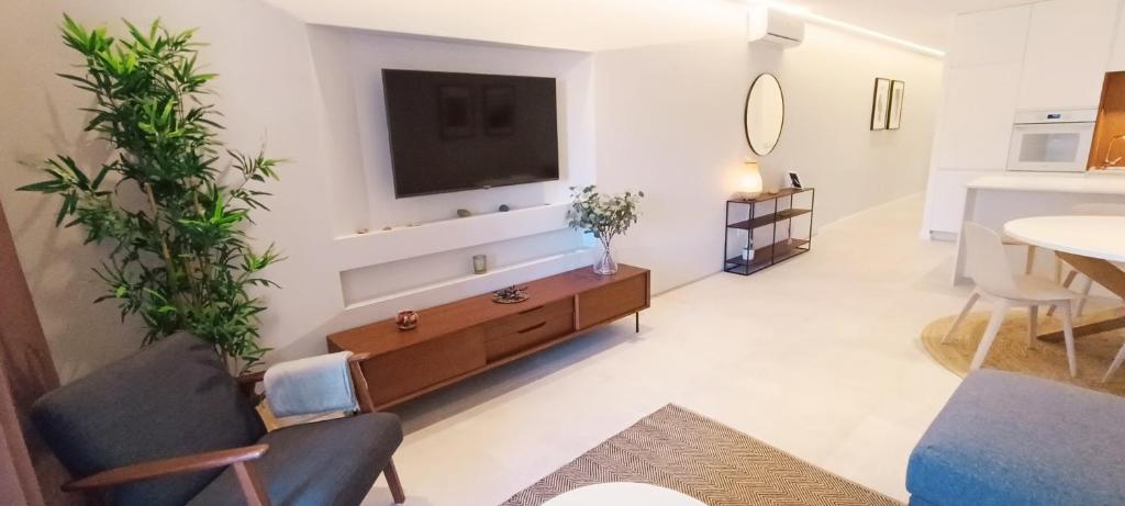 211 Apartamento moderno com vista para a piscina no centro da cidade Rua Dunfermline 5, Apartamento 211, 8200-268 Albufeira