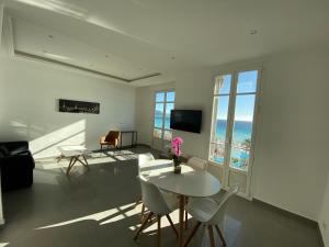 Appartement 219 Promenade Palazzo Del Sol - Bât A 219 Promenade des Anglais 06200 Nice Provence-Alpes-Côte d\'Azur