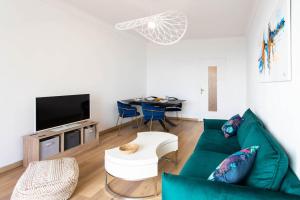 #22 California Suite Sea view Wifi 2 rooms Balcony with sea View