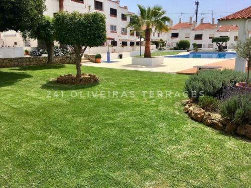 241 Oliveiras Terraces