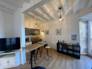 24h au Mans - Appartement de charme dans le Vieux Mans