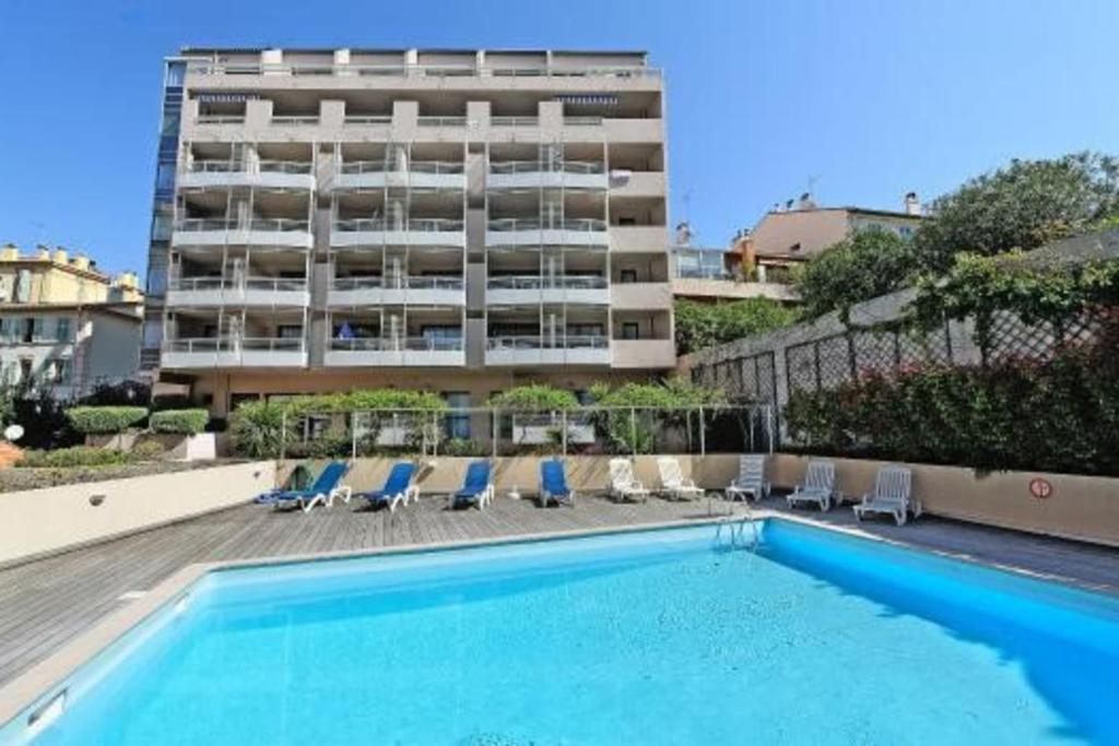 24m At 200m From Beach Residence With Pool 91 Rue Georges Clemenceau - Résidence les Félibriges, 06400 Cannes