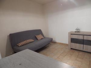 25 F Mistral 1 er G