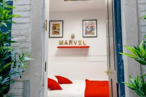25 - Fun Duplex in Montorgueil