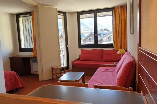27 m avec BALCON-VUE Mont-Blanc-HYPERCENTRE