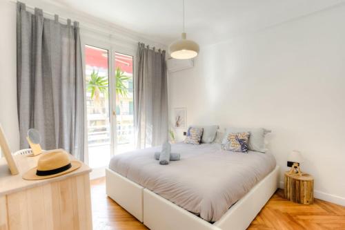 #29 Suite Gambetta AC Sea view 2 bedrooms 1min Walk to Promenade & Sea