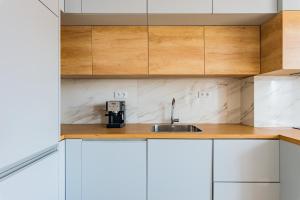 2BR Campo de Ourique Living