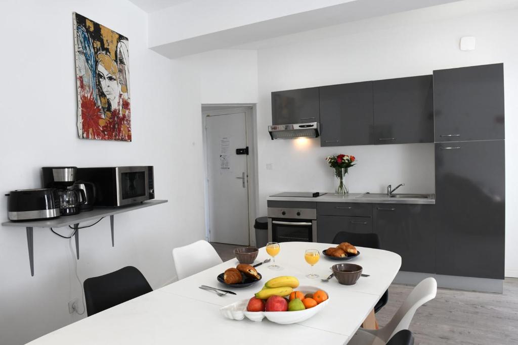 Appartement Appartement 2éme étage centre ville de Dieppe 30 rue d'Ecosse, 76200 Dieppe