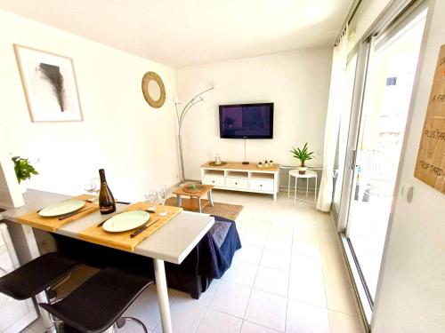 2P 42m² Terrasse / Piscine / Clim / Plage !