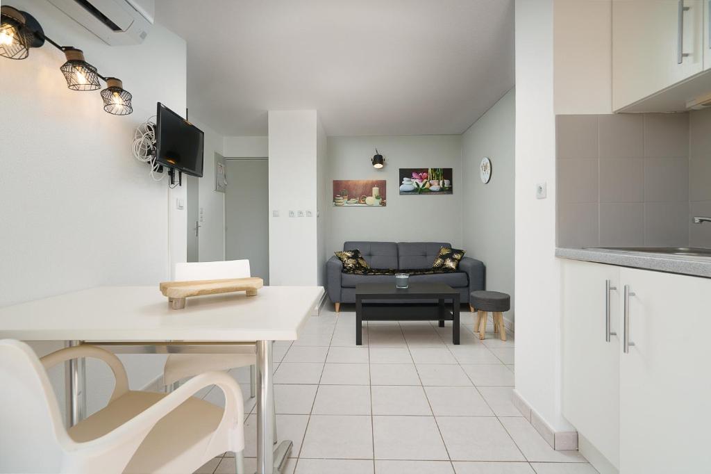 Appartement appartement 2p PRIMAVERA 9 Avenue d'Outre Mer, 34300 Le Cap d\'Agde
