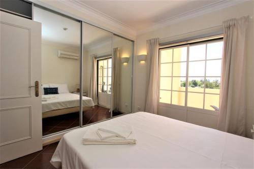 3 bed resort Penthouse by the beach with sea and golf views