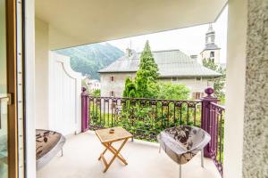 3 bedroom apartment in hyper-city center