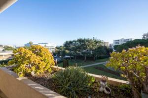 Appartement 3 bedroom apartment of 90m2 with a spacious terrasse and a parking spot ! 431 avenue Jules Grec Résidence \ 06600 Antibes Provence-Alpes-Côte d\'Azur