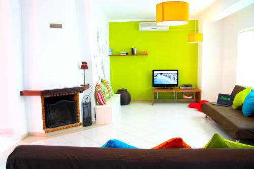 3 bedrooms appartement at Albufeira 700 m away from the beach with city view terrace and wifi