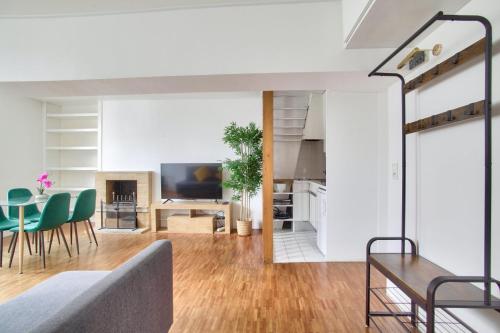 3 Bedrooms Le Marais Beauregard