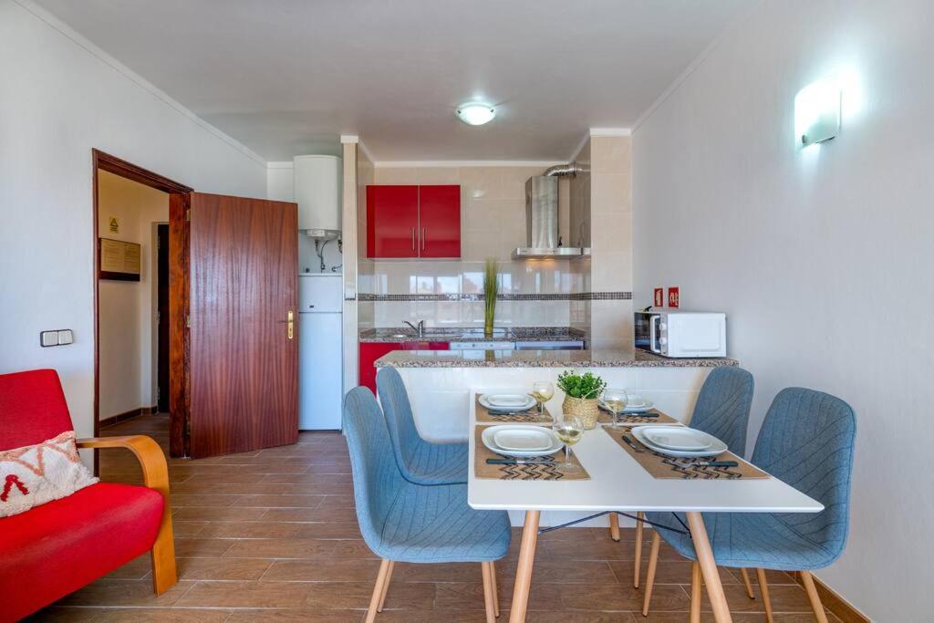 Appartement 3 Castelos Beach 5B by Gestaz Av. das Comunidades Lusíadas, Beco dos 3 Castelos, Edf. 3 Castelos, 5º Andar Apt B, 8500-801 Portimão 8500-810 Portimão