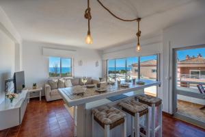 3 Castelos Beach 5J by Gestaz