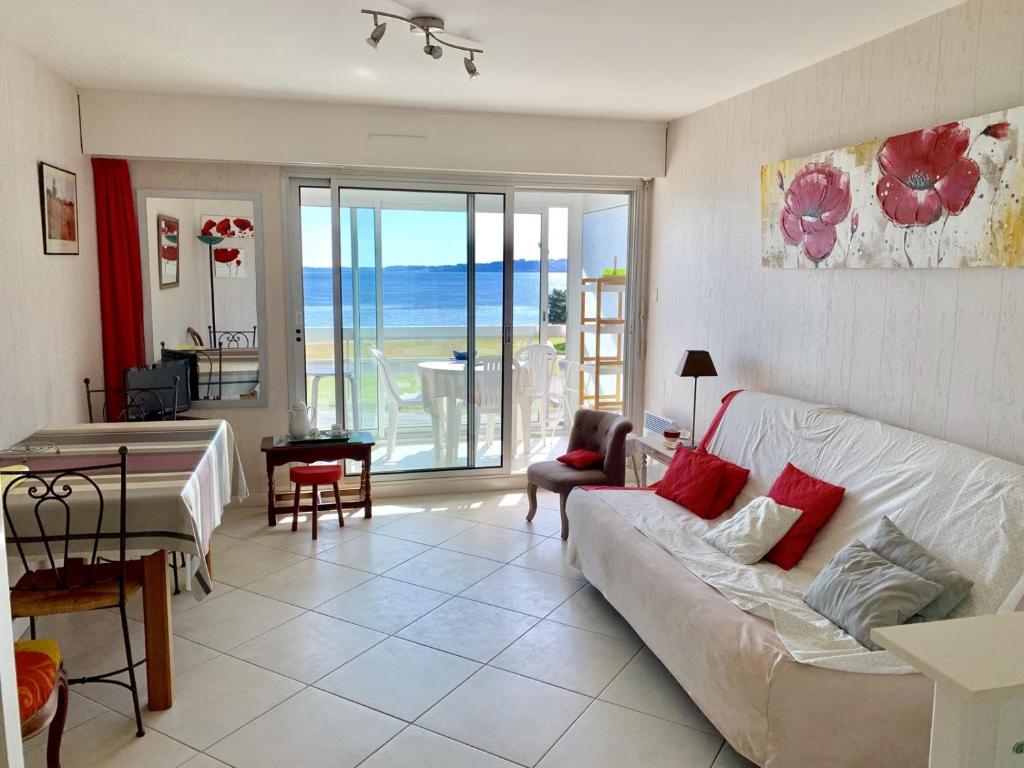 Appartement Appartement 3 étoiles avec belle vue sur mer à PERROS-GUIREC - ref 835 19 boulevard de la mer, 22700 Perros-Guirec