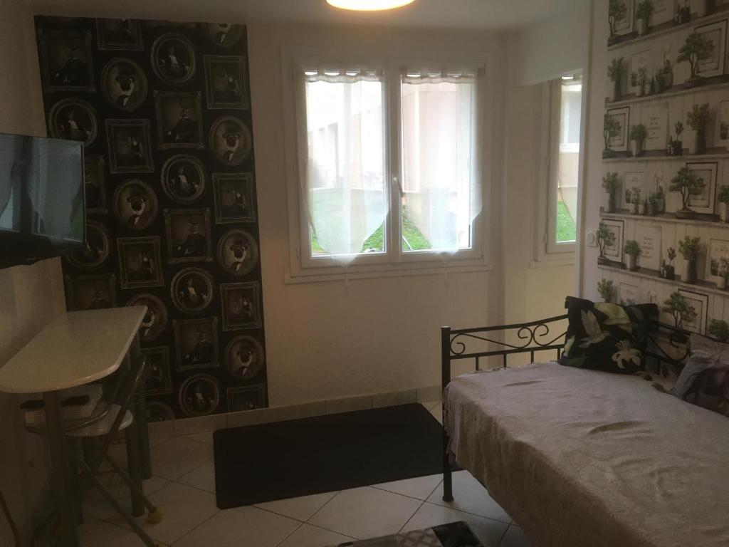 Appartement APPARTEMENT 3 LITS Parking Proche Rouen Dock 14 boulevard CLAUDE monet, 76380 Canteleu