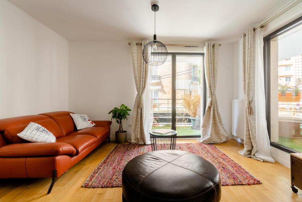 Appartement 3 p 60 M2 Lesapparts Paris-Clichy terrasse équipée et wifi gratuit 26 Rue Gabriel Péri 92110 Clichy