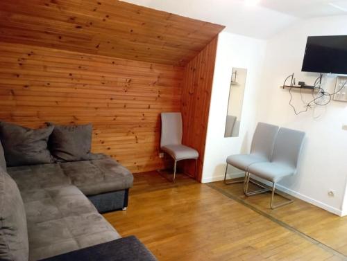 3 pièces calme, terrasse et parking privé