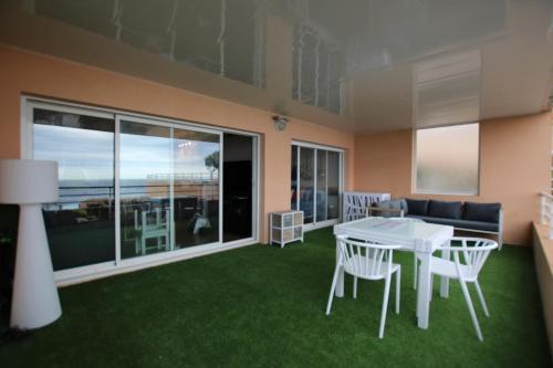Appartement Appartement 3 pièces pieds dans l 'eau front de mer sur la côte d'Azur 274 Route des Escalles Le Trayas