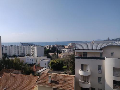 3 pièces près des plages de Juan avec parking