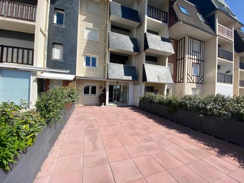 3 PIECES RESIDENCE CAP CABOURG Avenue Morimbaud à Cabourg