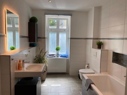 3-Room Karl-Heine