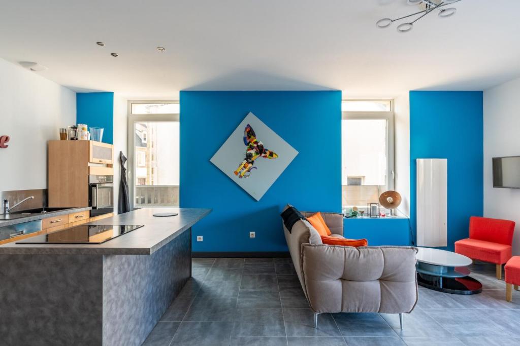 3-room separate unit in Sceaux (80 sq.m/860 sq.ft)