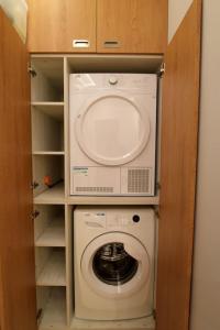 3-room separate unit in Sceaux (80 sq.m/860 sq.ft)