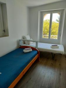3 rooms, 2 bathrooms, in a villa. Lightfull, quiet and charm