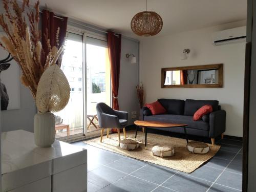 3 rooms with a view of l'Arbre blanc, Beach 15mn