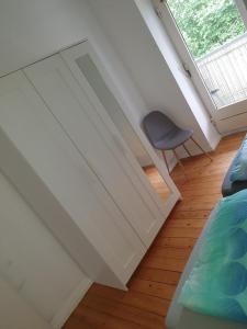 3-Zimmer Altbau mit Balkon OG3 links