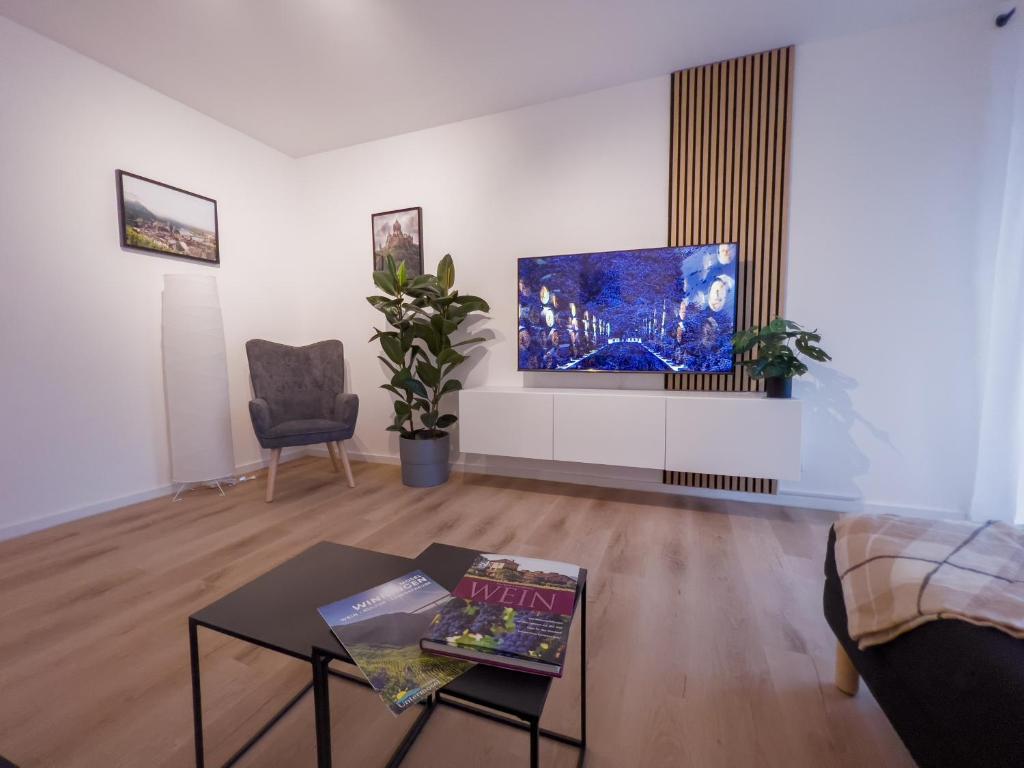 3-Zimmer Apartment 88 qm bis zu 8 Personen 31A Marktstraße, 56333 Winningen