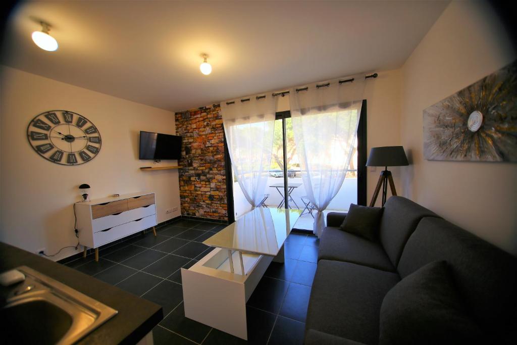 3 Zimmer, Parkplatz, W-Lan, Homeoffice 51467 Bergisch Gladbach