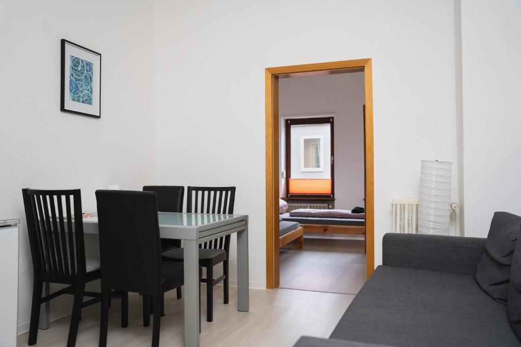 3 Zimmer Wohnung für max. 5 Personen 22 Spießgasse 2. OG, 55232 Alzey