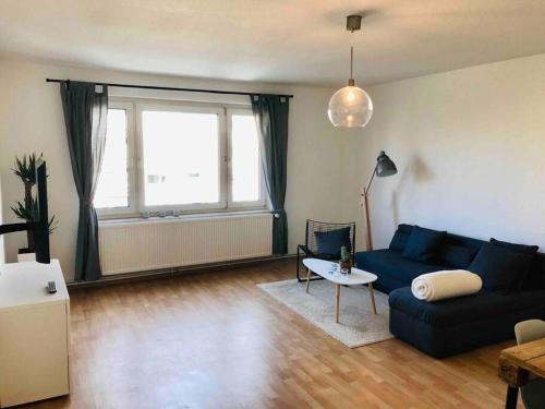 3 Zimmer-Wohnung mit Balkon und Garage