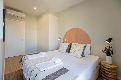 31 Janeiro 157 - Charming 1BR Flat w/ AC & Balcony by LovelyStay