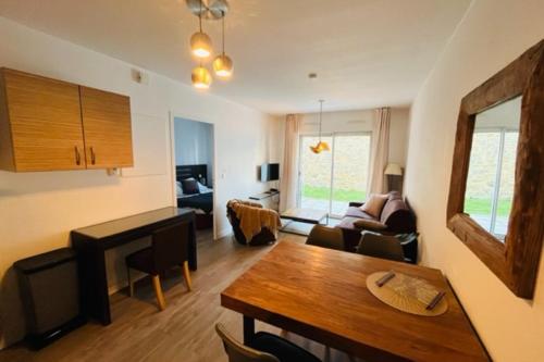34m with gardenterrace in the heart of Vannes