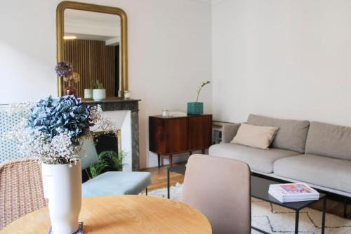 38 m new at the foot of the Butte de Montmartre