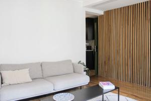 38 m new at the foot of the Butte de Montmartre