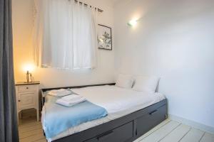 3BDR Mouraria Apartment by LovelyStay